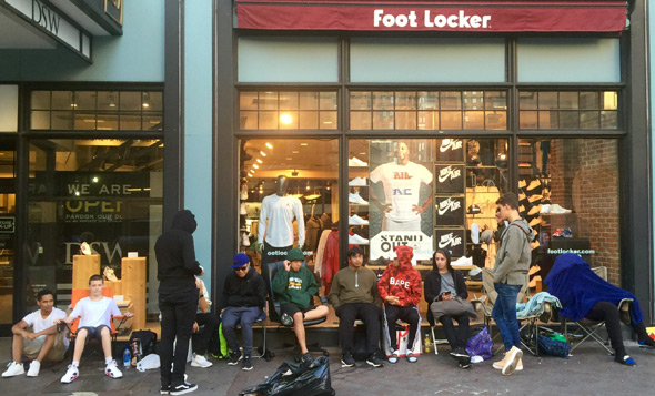 Wating for new Jordan sneakers in Downtown Crossing