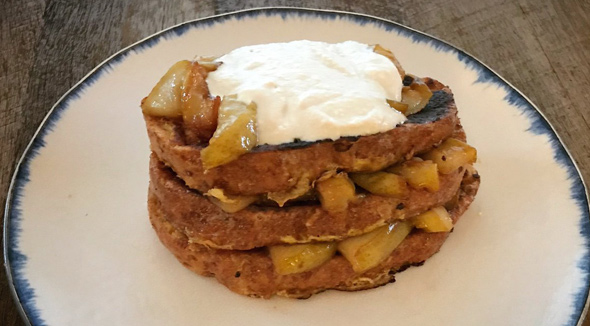 French Toast with peaches