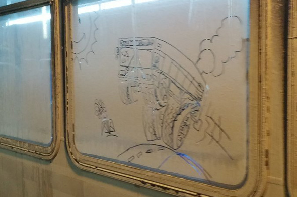 Art on the window of a 556 bus