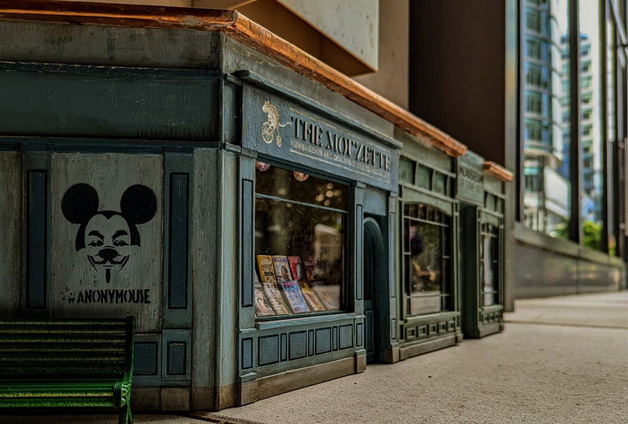 Where in Boston is this mouse-sized store?