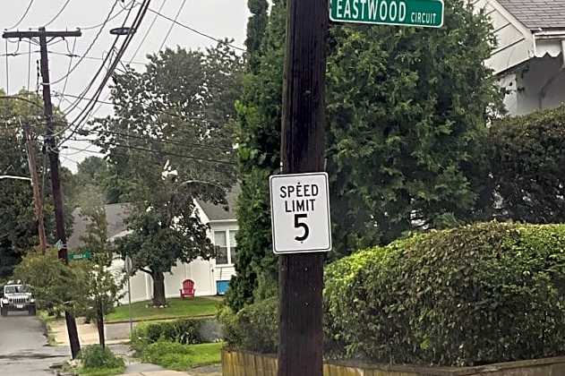 5 m.p.h. speed sign at West Roxbury intersection