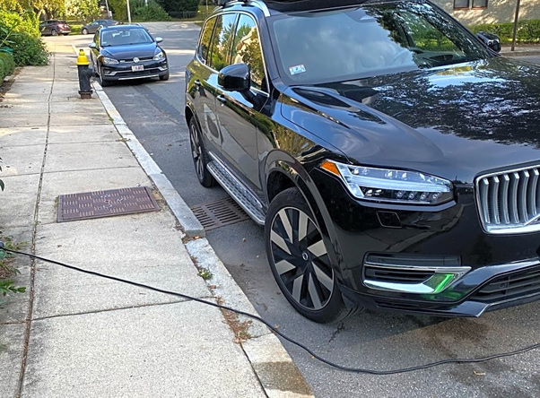 Volvo getting charged via extension cord