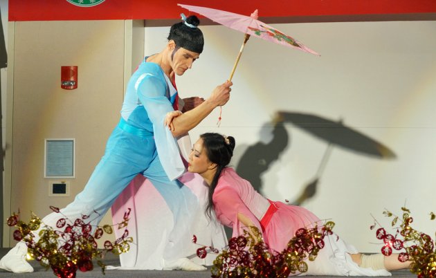 Chinese romance performance
