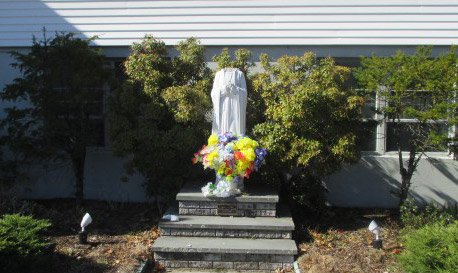 Beheaded Virgin Mary in Billerica