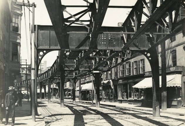 Elevated subway in old Boston