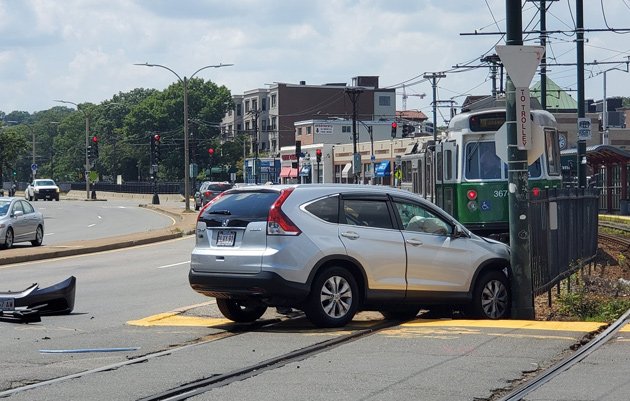 Car blocks the Green Line in Allston after crash