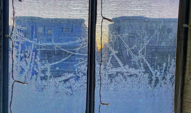 Ice on windows in Everett