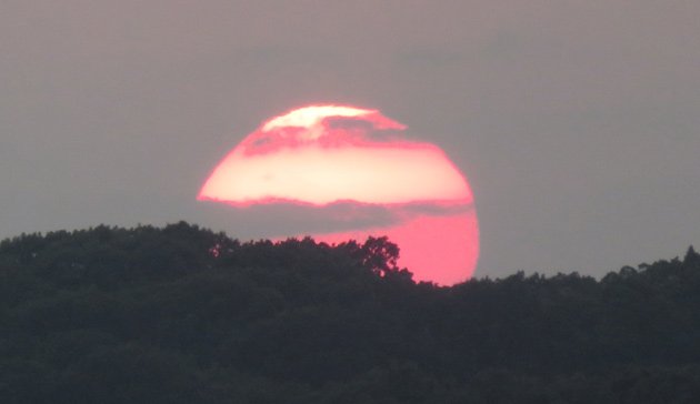 Dramatic sunset over Millennium Park