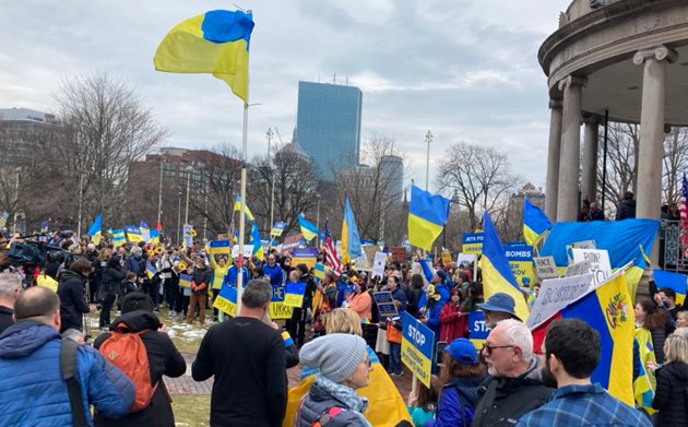 Ukraine supporters on the Common