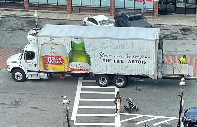 Artois truck in a crosswalk in Charlestown