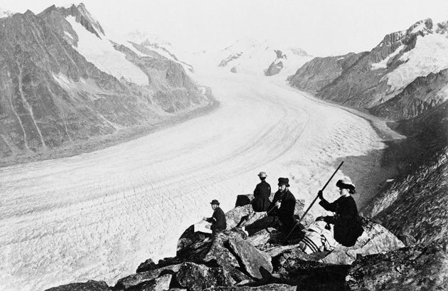 Victorian people at a glacier