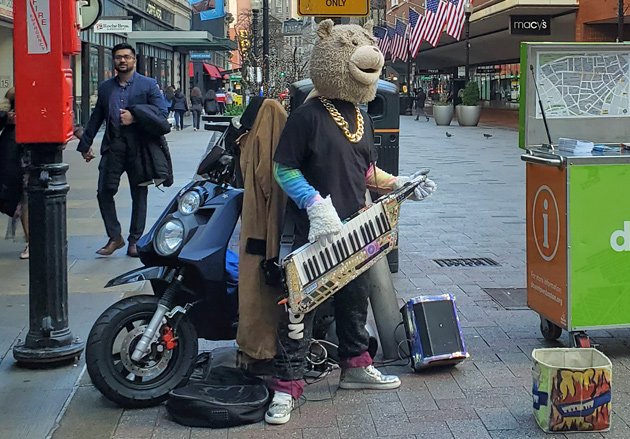 Keytar Bear in Downtown Crossing